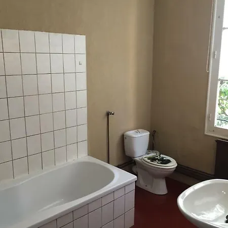Villa 33 Av Des Anglais